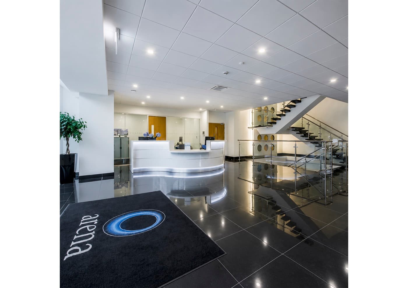 Reception at the PhysiPro Basingstoke Physiotherapy clinic